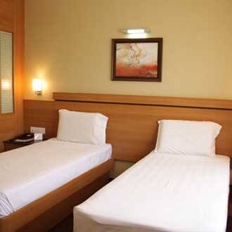 Malles Manotaa Service Apartment, Chennai 2